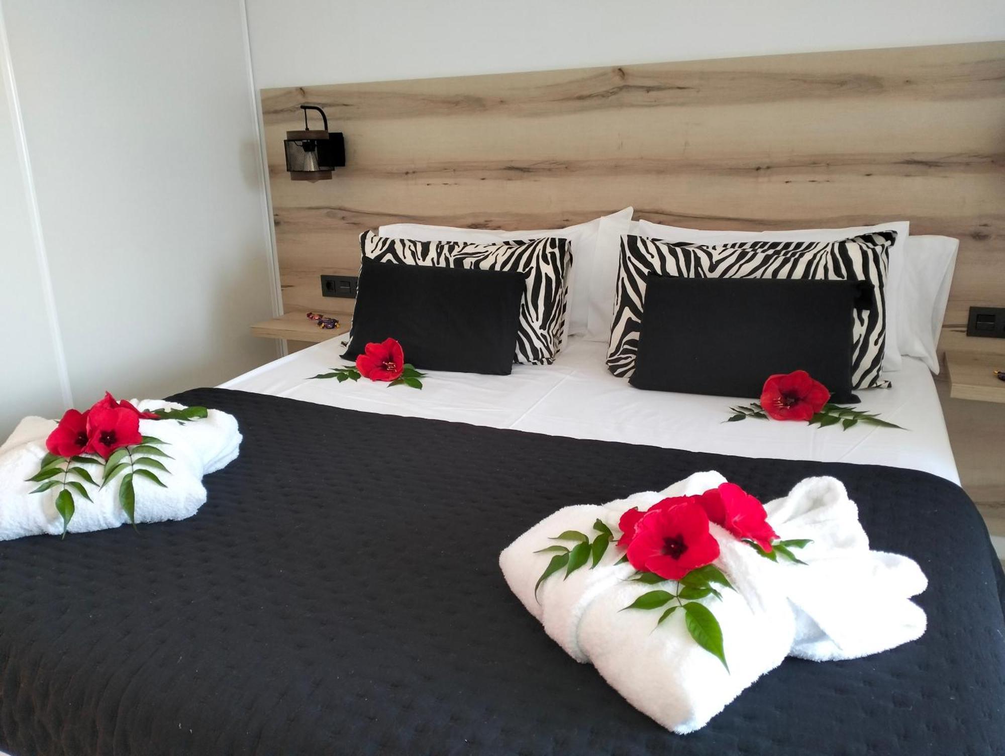 Playa Monis 2 Apartment อิคอดเดลอสวินอส ภายนอก รูปภาพ